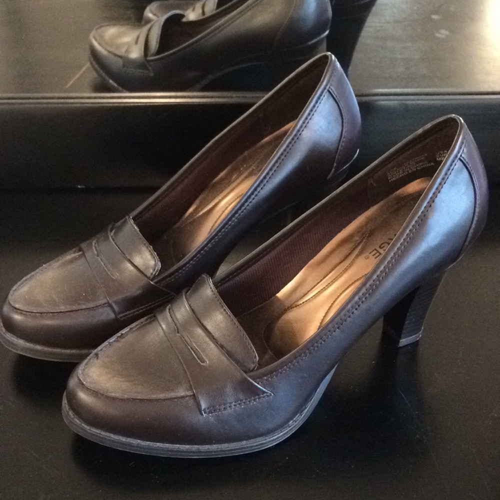 George heels
